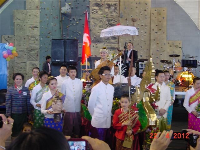 pimailaoParissoulivong2555 (6).jpg